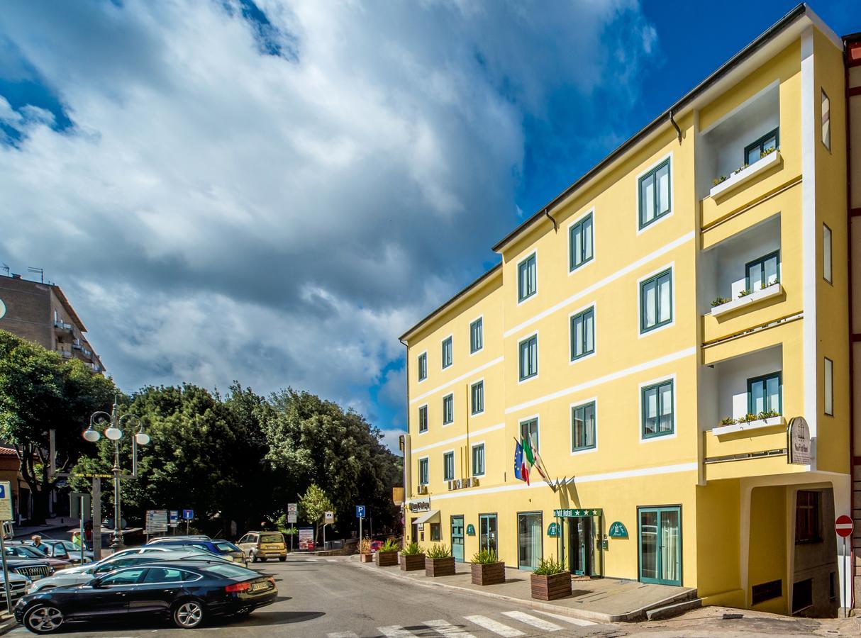 New Petit Hotel Tempio Pausania Exterior foto